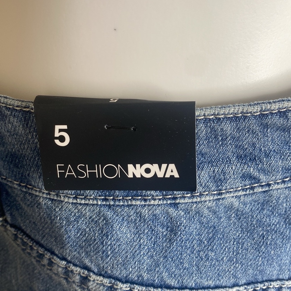 Malibu classic, High Rise, Wide Leg,  Medium wash